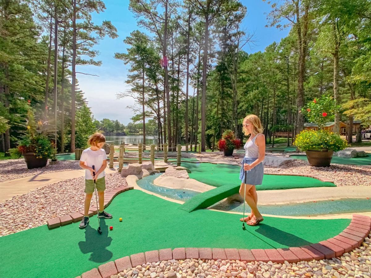 Lake Rudolph Campground & Rv Resort Santa Claus Εξωτερικό φωτογραφία
